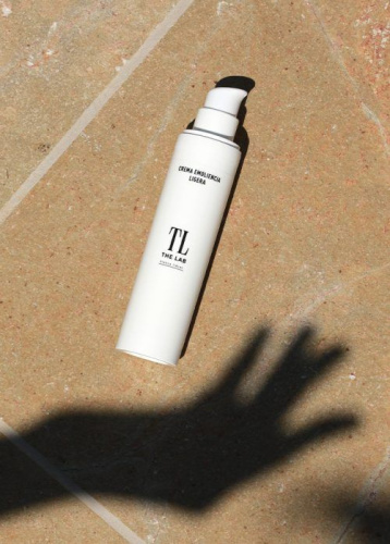 The lab crema emoliencia ligera 1 envase 50 ml