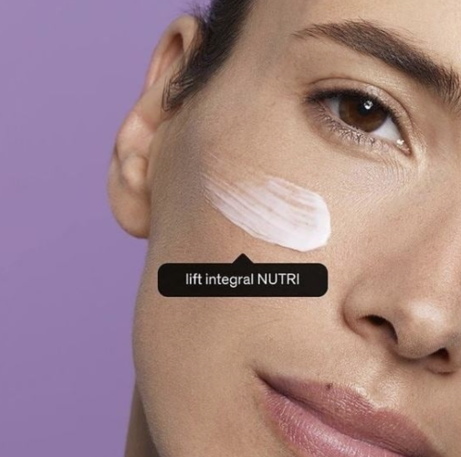 Mantener una rutina facial junto con Lift Integral de Lierac