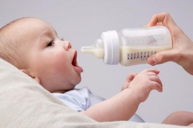 Què és important a la llet de fòrmula pel meu fill?