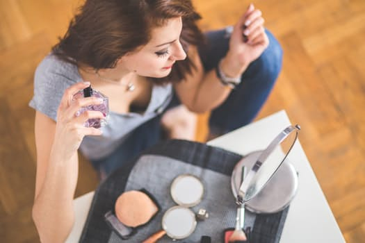 Trucos de maquillage: preparate para brillar como una estrella